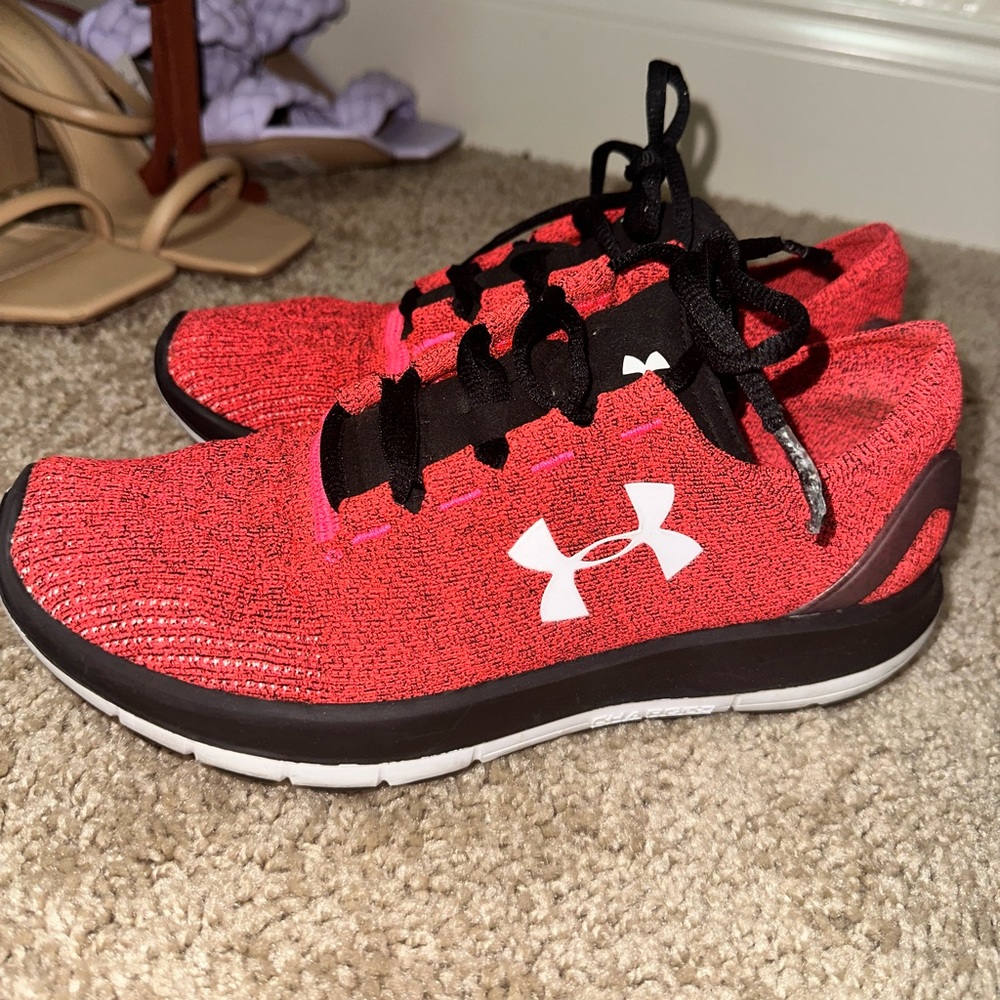 Womens Underarmour sneakers